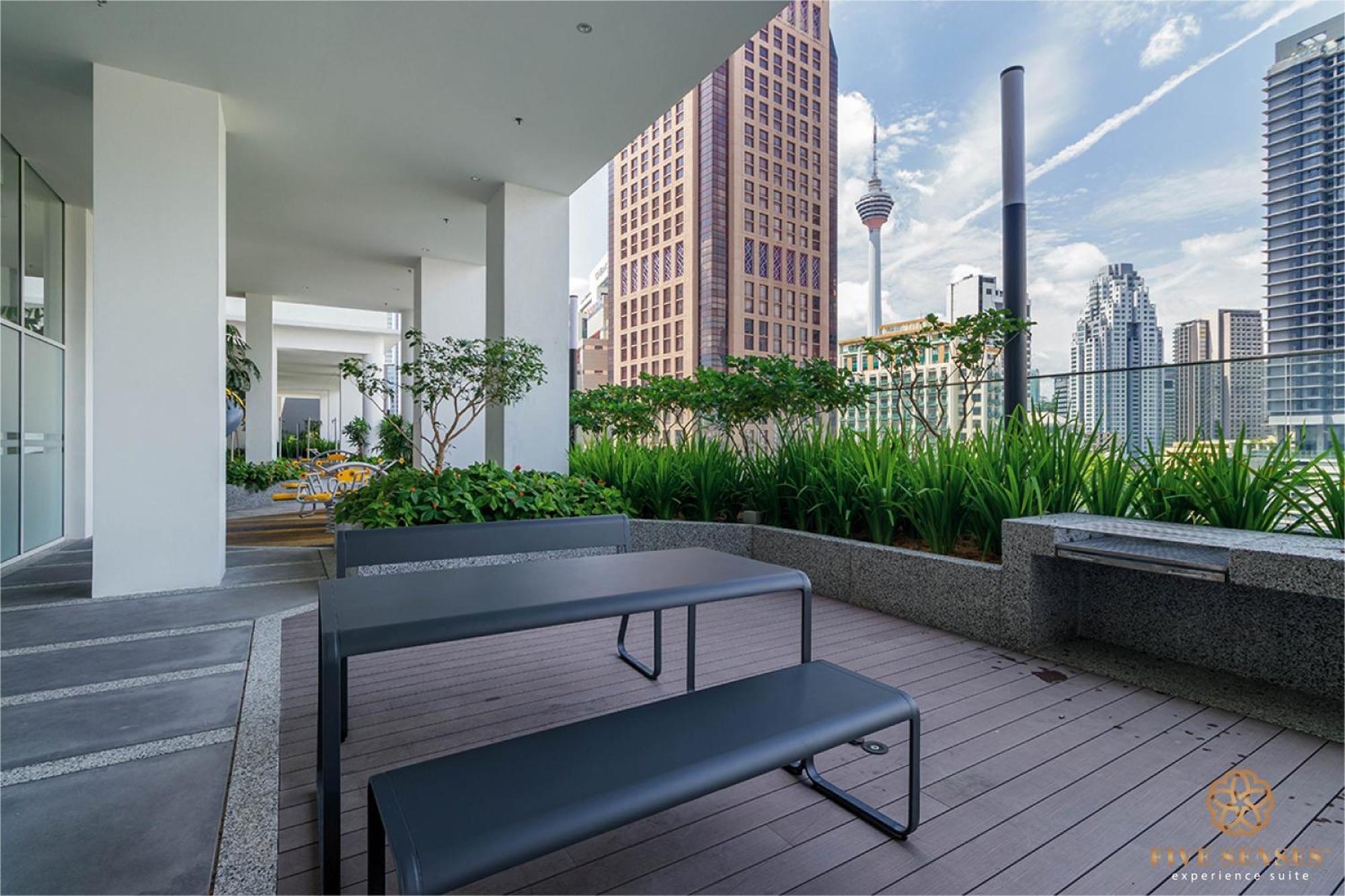 קואלה לומפור Quill City Residences Klcc, Five Senses מראה חיצוני תמונה